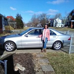 Meet your Posher, Danielle